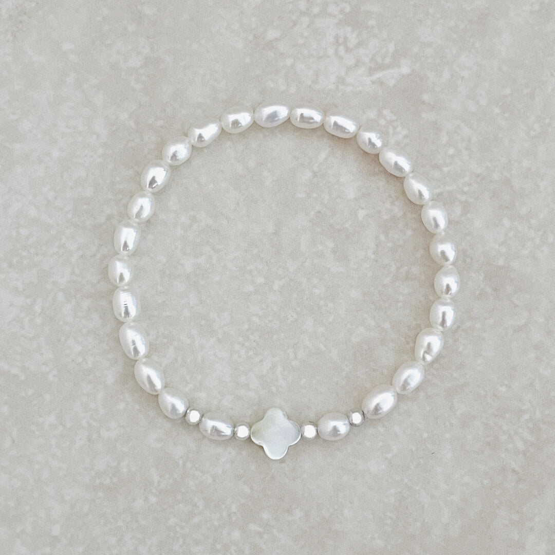 Freshwater Pearls & 925 Sterling Silver Clovia Stretch Bracelet