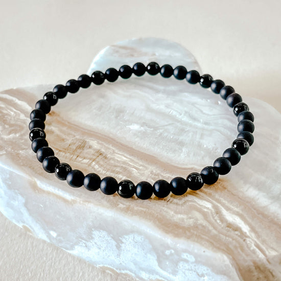 Load image into Gallery viewer, Black Agate &amp;amp; Onyx Petit Noir Beaded Stacking Bracelet
